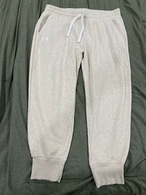 Under Armour Men's Beige Heather Jogger Sweatpants